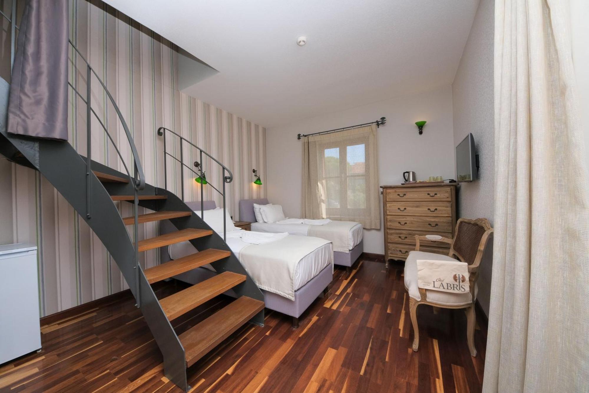 Cunda Labris Hotel 3*