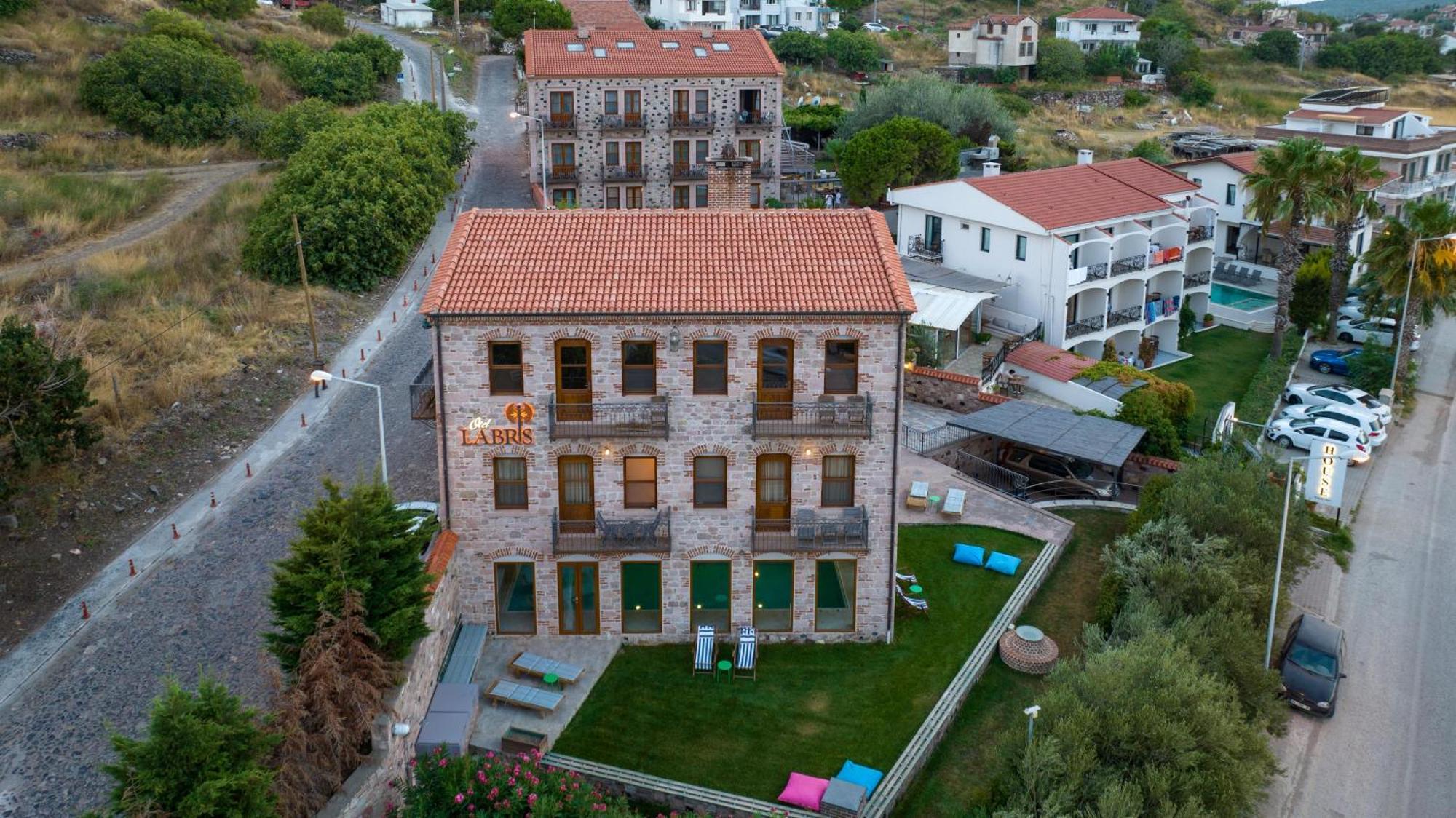 Cunda Labris 3*