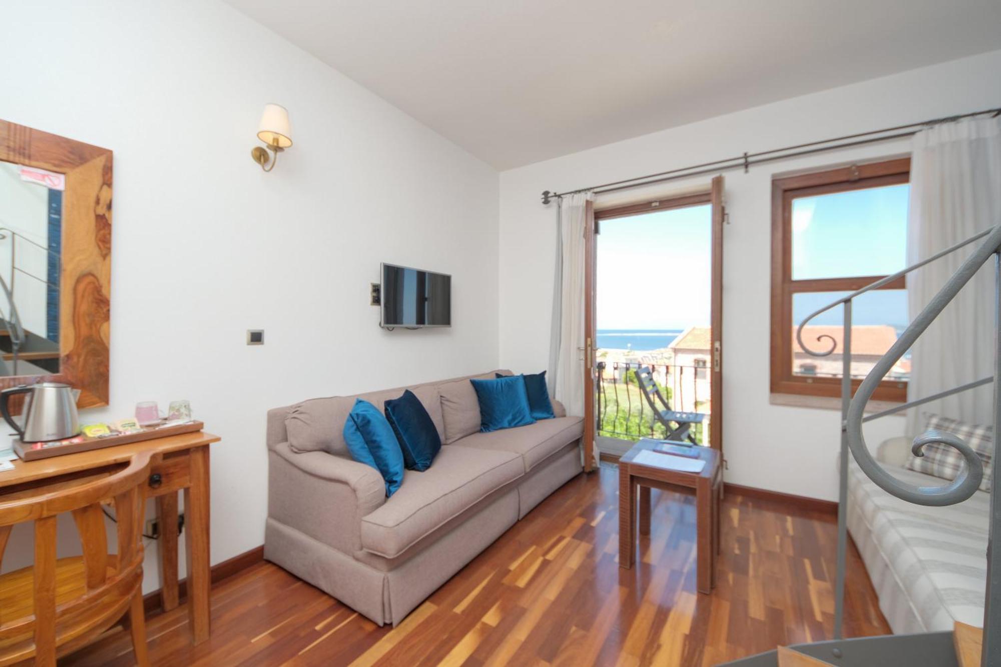 Cunda Labris 3*