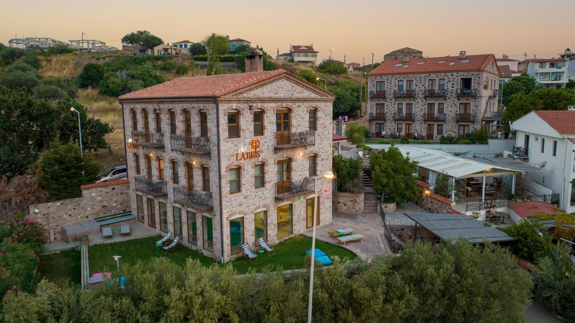 Cunda Labris Ayvalı